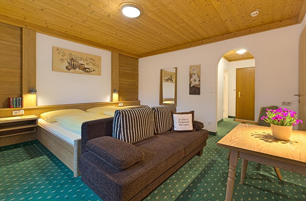 Landhotel Kirchenwirt Unken Chambre photo