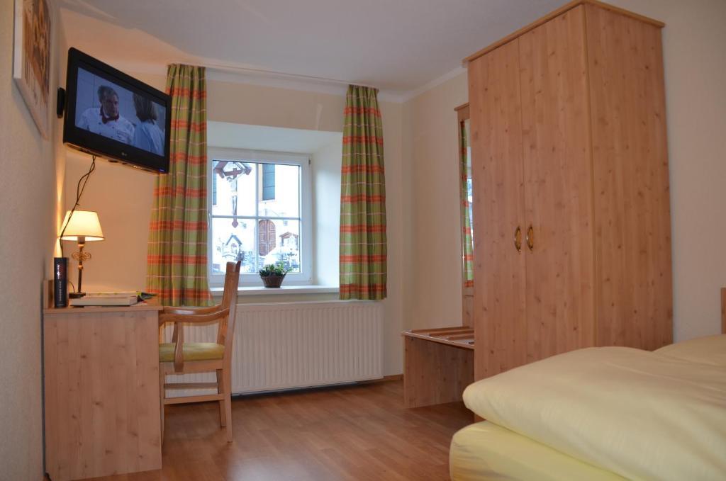 Landhotel Kirchenwirt Unken Chambre photo